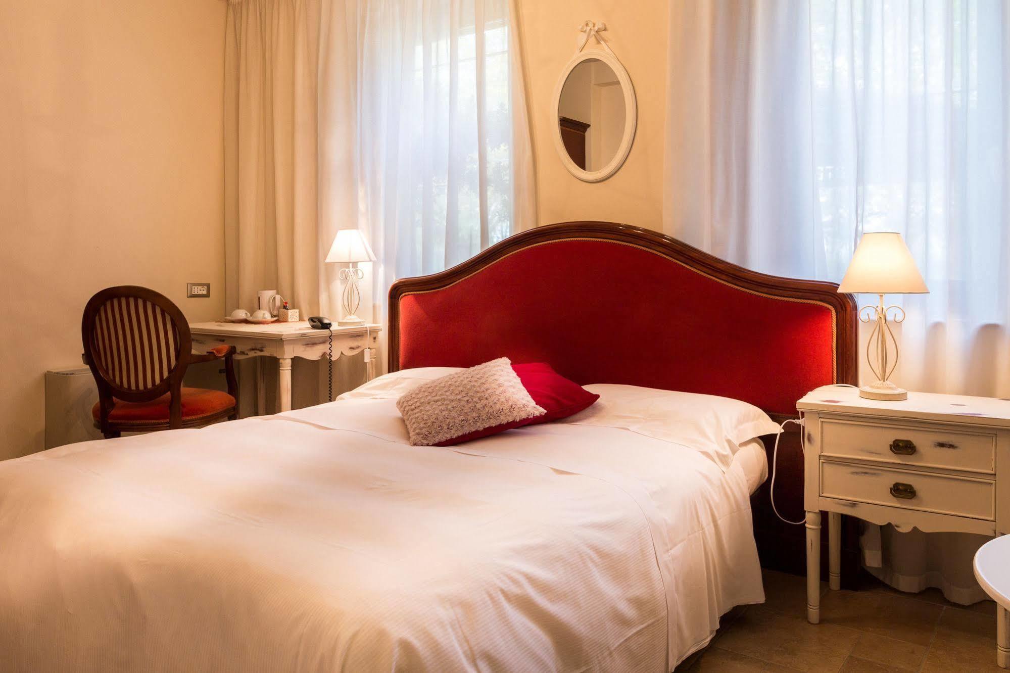 La Maison De Vì Carpaneto Piacentino Buitenkant foto