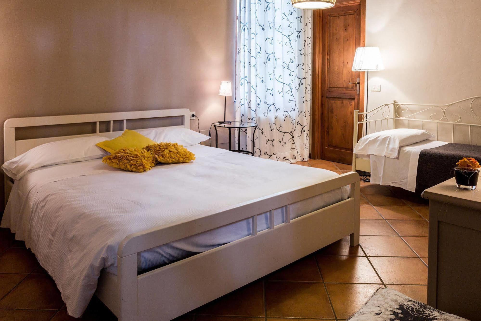 La Maison De Vì Carpaneto Piacentino Buitenkant foto